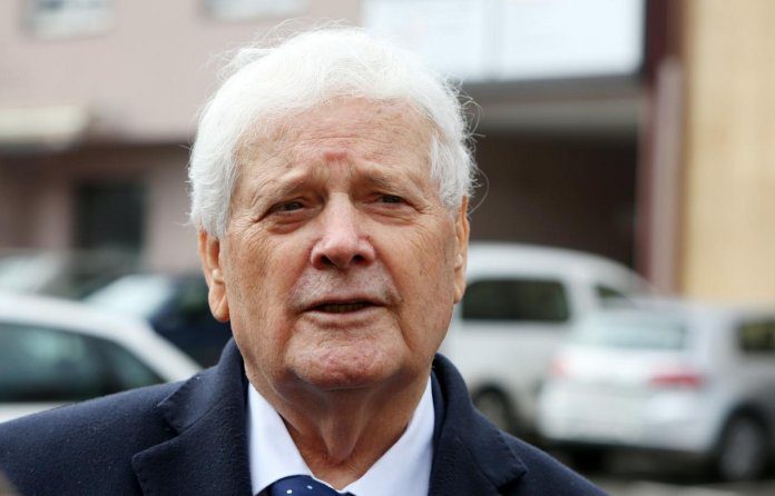 Fikret Abdić na sastanku o prekograničnoj suradnji u Dugoj Resi