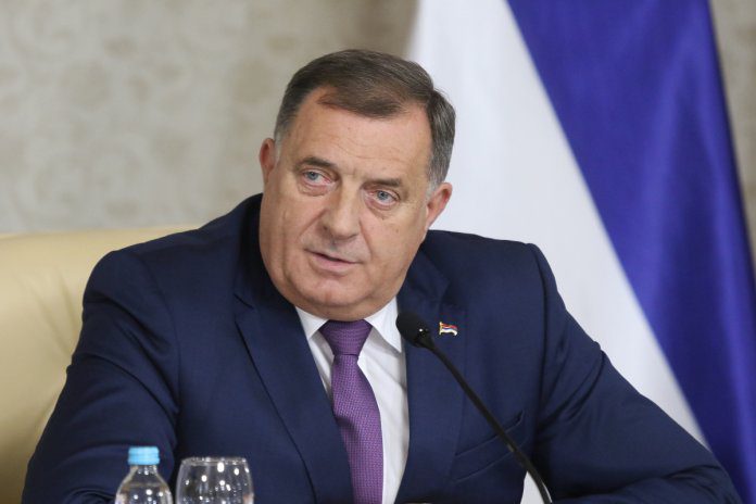 Milorad Dodik KLX 3