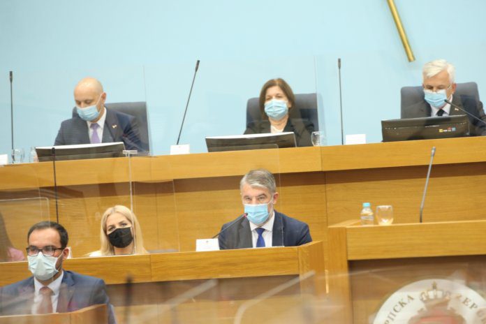 narodna-skupstina-2 seranic