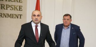 Banjac: Do juna povući sva prenesena ovlaštenja i donijeti svoje zakone