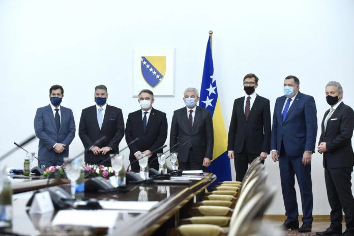 Eskobar Makovec clanovi Predsjednistva 1