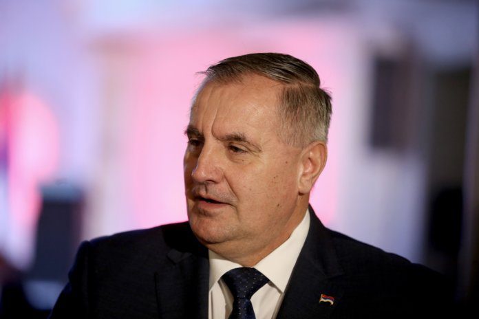 radovan-viskovic-premijer-rs-01-foto-sp