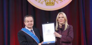 Cvijanović odlikovala Dačića Ordenom Republike Srpske na lenti