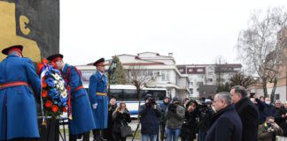 Položeni vijenci na Spomenik srpskim braniocima Brčkog