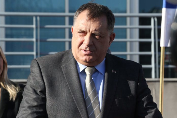 Urucenje kljuceva sanitetska vozila Dodik