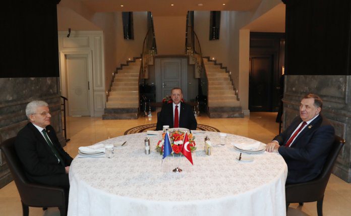 Dodik i Džaferović se sastali sa Erdoganom