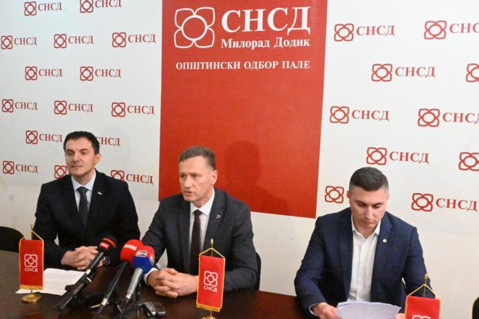 Пале - конференција за новинаре - Оп