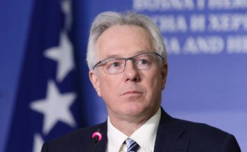 Kratak je put od diplomatije do glogovog koca