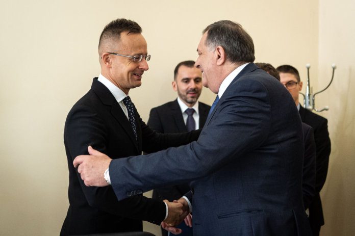 Sijarto Dodik Tegeltija 1