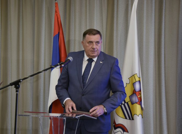 Добој - свечана академија - Додик