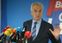 Muk u opoziciji na Šarovićevu podršku ostanku OHR-a