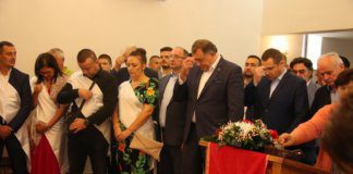 Dodik prisustvovao osveštavanju hrama Uspenja Presvete Bogorodice u Vrbljanima