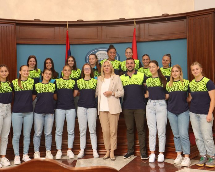 Cvijanovic Feniks 1