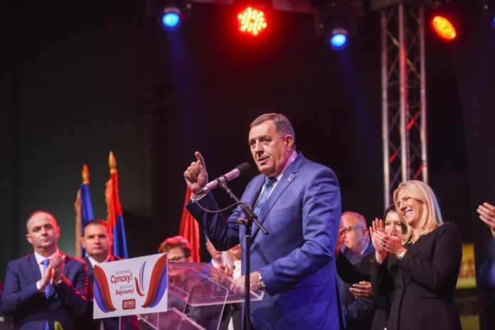 Predizborna tribina u Bijeljini Dodik 1