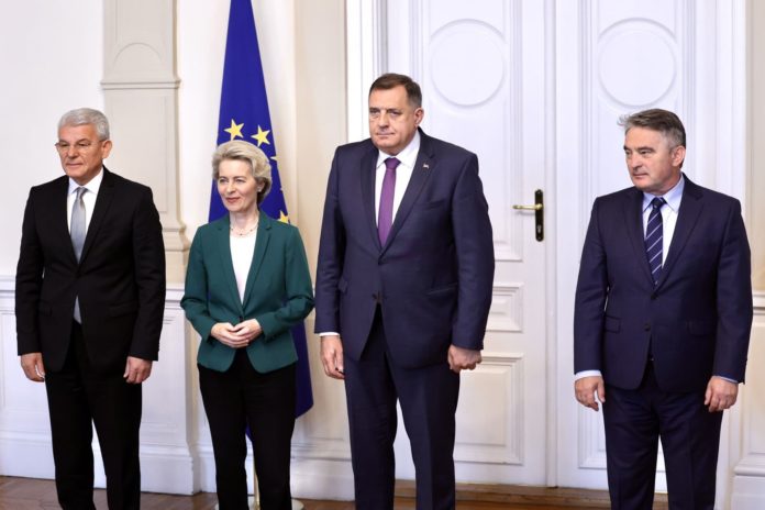 Dzaferovic Ursula fon der Lajen Dodik Komsic (1)