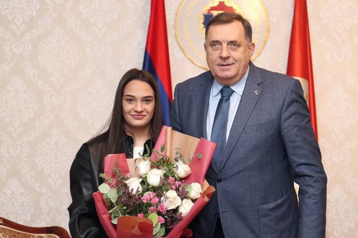 Dodik Sara Cirkovic 1