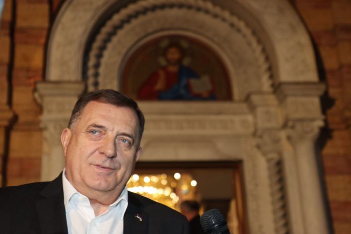 Dodik Badnje vece Bozic 1