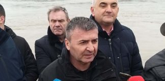 Novitović: Stanje nije alarmantno, Petrović se ponaša suprotno Zakonu o zaštiti i spasavanju