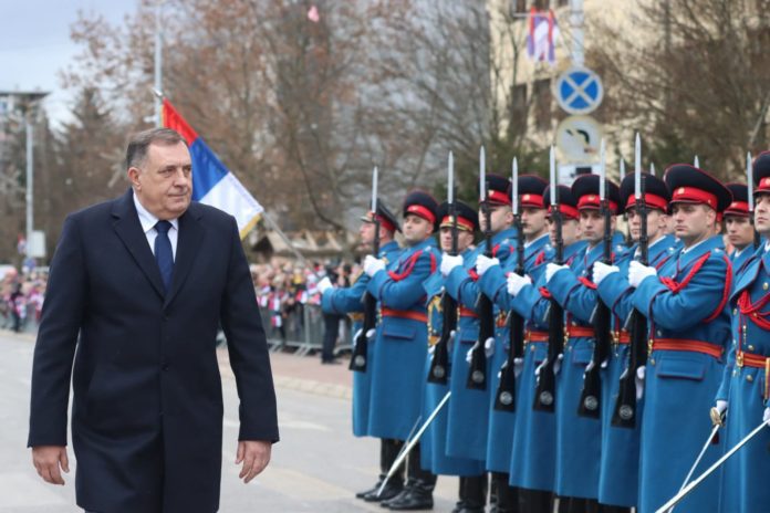 Svečani defile DR Dodik 3