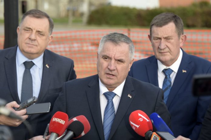 Mahovljani kamen temeljac Viskovic 1