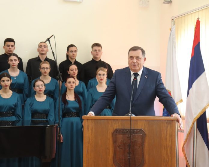 Dodik Prnjavor počasni gradjanin 2