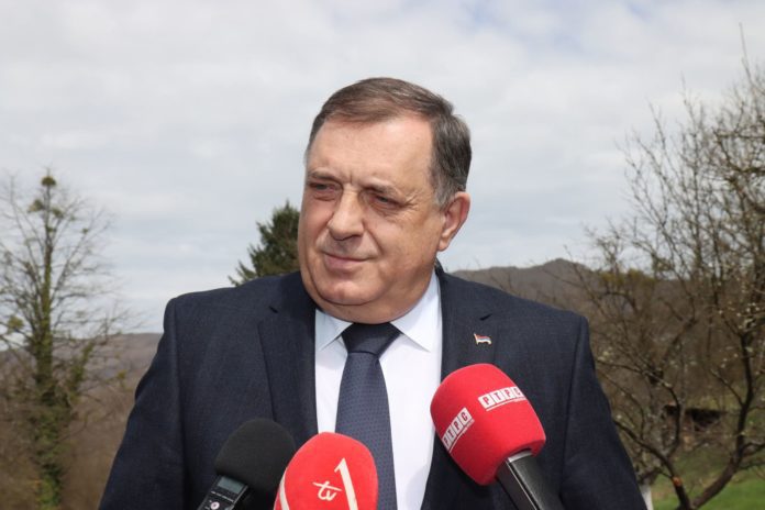 Dodik novinari Foča 1