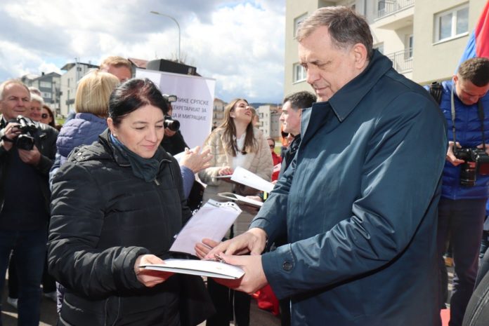 Urucenje kljuceva Dodik