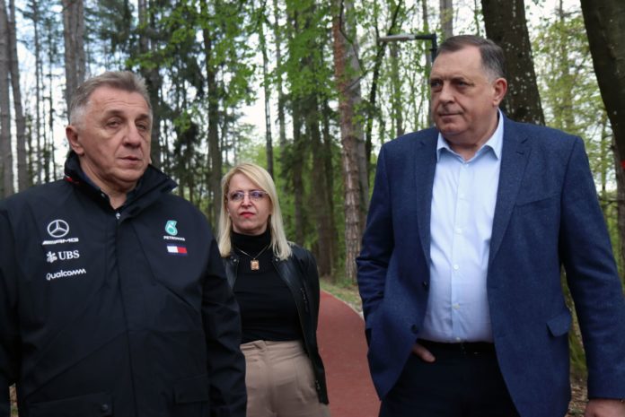 Dodik Talic 1