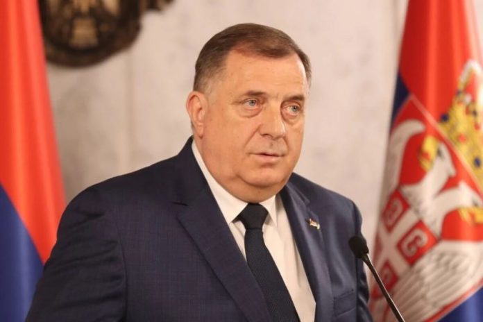 Dodik na sastanku sa Vučićem