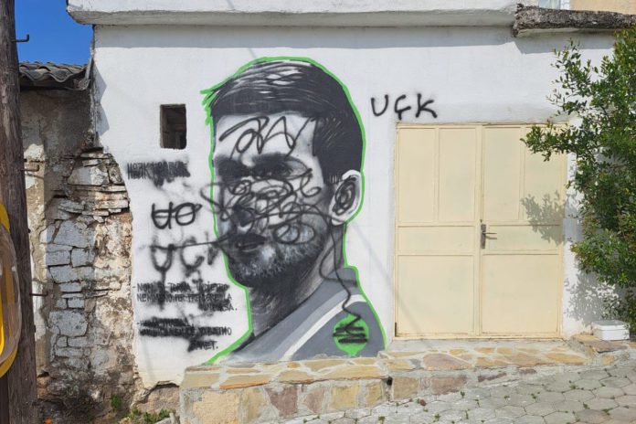 Djokovic mural Orahovac