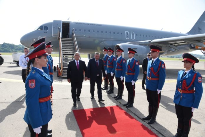 Viktor-Orban-i-Radovan-Višković-3