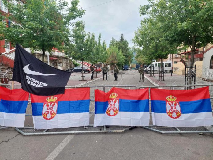 Zvecan protest 7