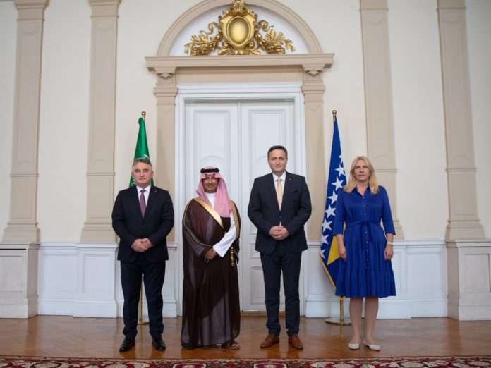Članovi Predsjedništva BiH primili ministra turizma Kraljevine Saudijske Arabije 1