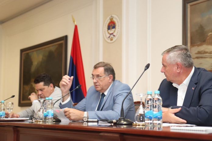 Sastanak sa direktorima i rukovodiocima 7