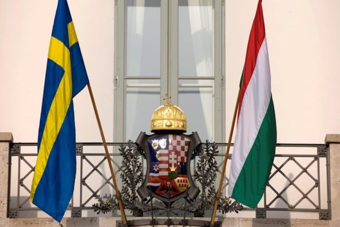 Švedska Mađarska