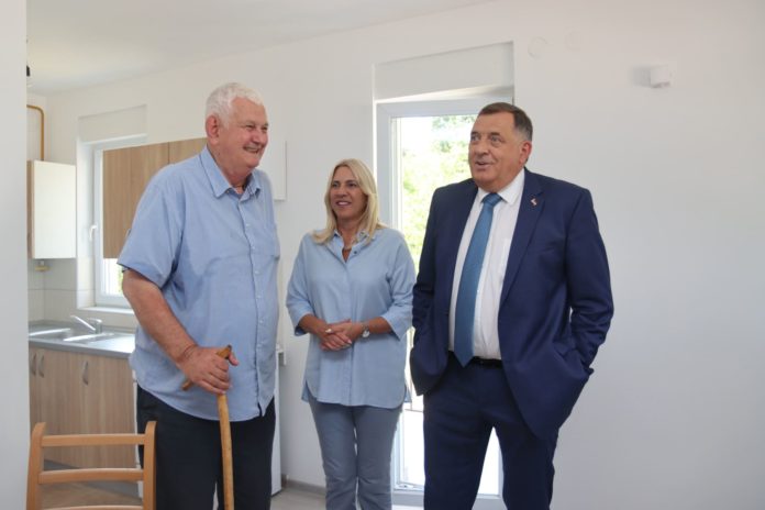 Dodjela ključeva u Istočnom Novom Sarajevu 8