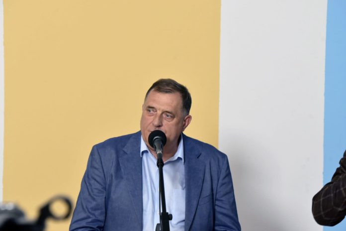 Srbac Dodik Vucic 11