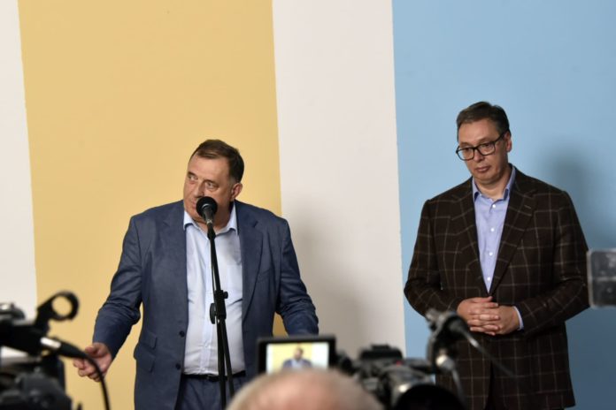 Srbac Dodik Vucic 9
