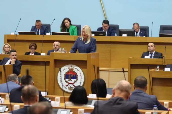 Posebna-sjednica-Narodne-skupstine Cvijanovic 5
