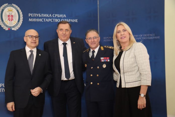 Dodik, Cvijanović i Vučić na prijemu u Domu Garde 6