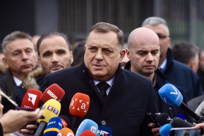 Dodik ispred suda