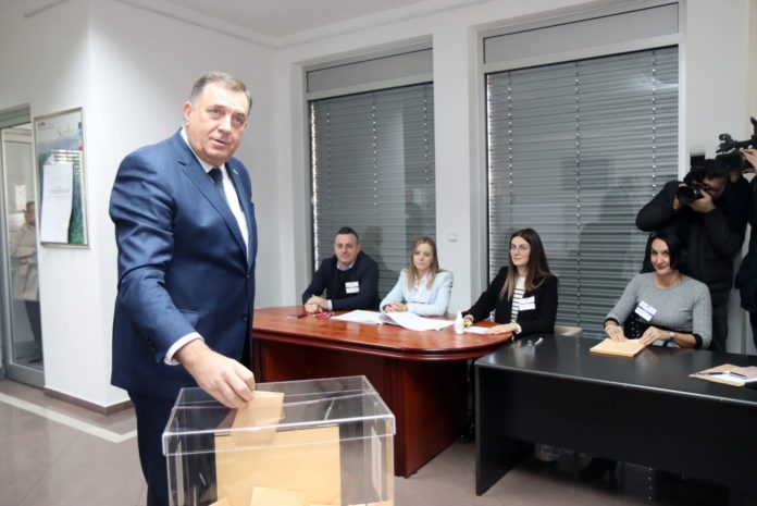 Dodik-izbori-glasanje 2