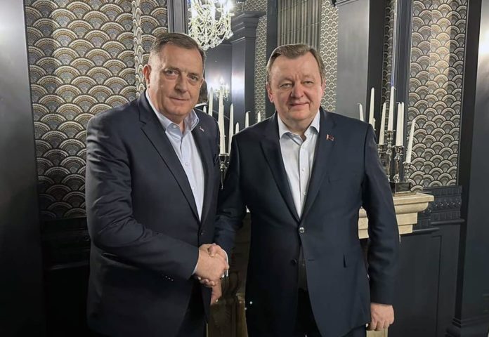 Alejnik Dodik