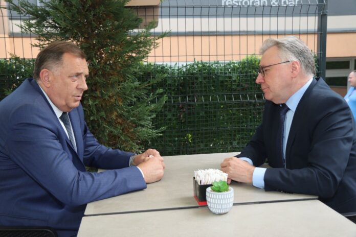 Dodik i Kalabuhov razgovarali o političkoj situaciji u Republici Srpskoj i BiH