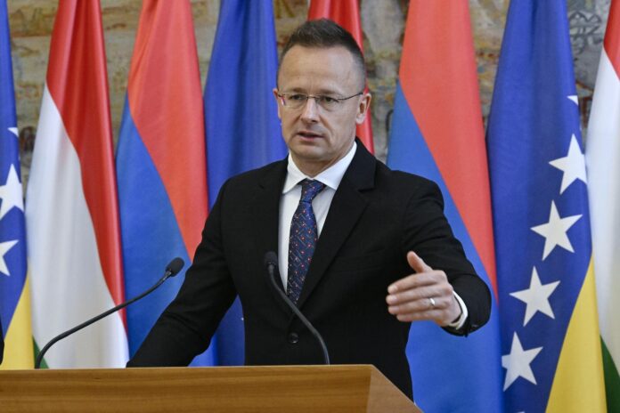 Sijarto i Dodik u Budimpešti 9
