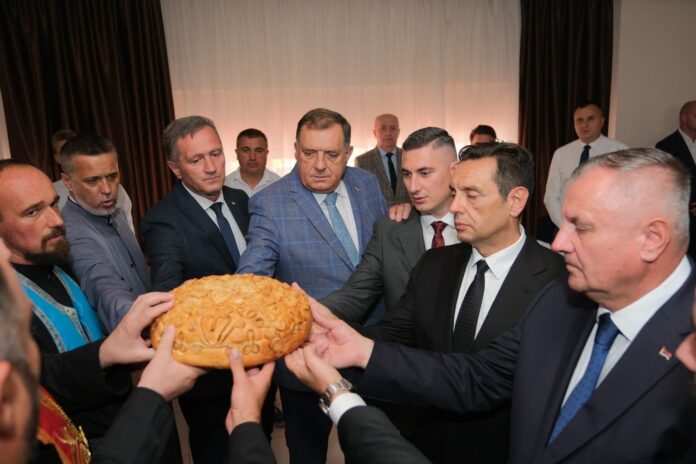 Dodik Pale slava