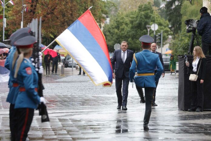 Dan srpskog jedinstva, slobode i nacionalne zastave Dodik zastava 2