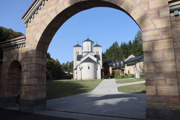Manastir Stuplje Gornji Vijačani 3