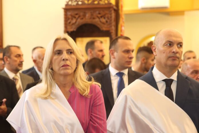 Osveštan hram na Paprikovcu 3