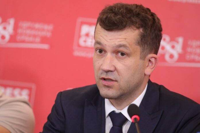 Predstavljanje Miloša Vučića 3